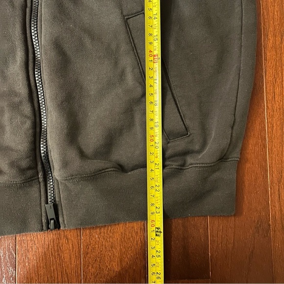 Fear Of God Essentials full zip short sleeve jacket gray size 12 100% cotton - Picture 8 of 10